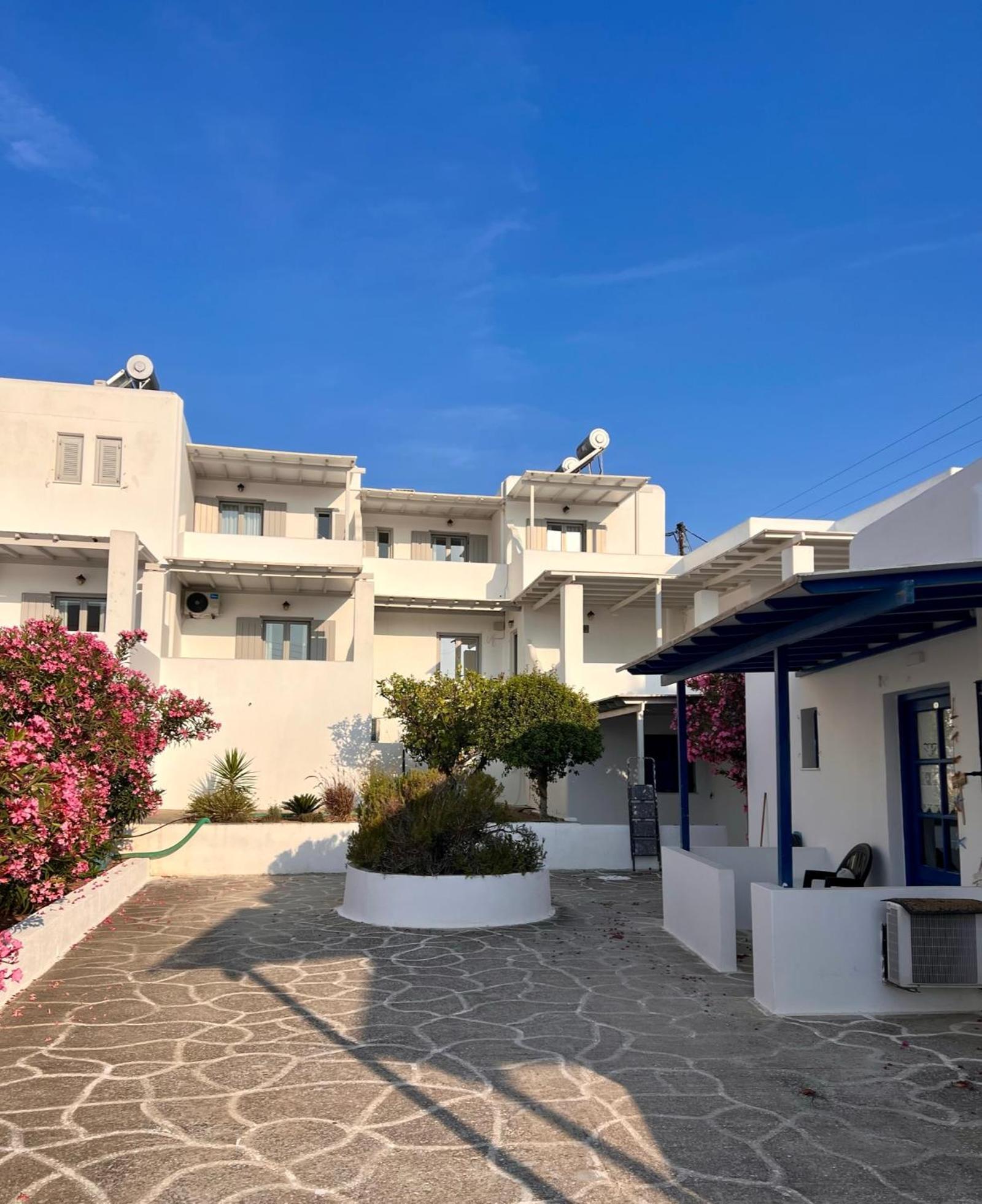 Caeli Paros By Kostas & Joanna Studios Logaras Exterior photo